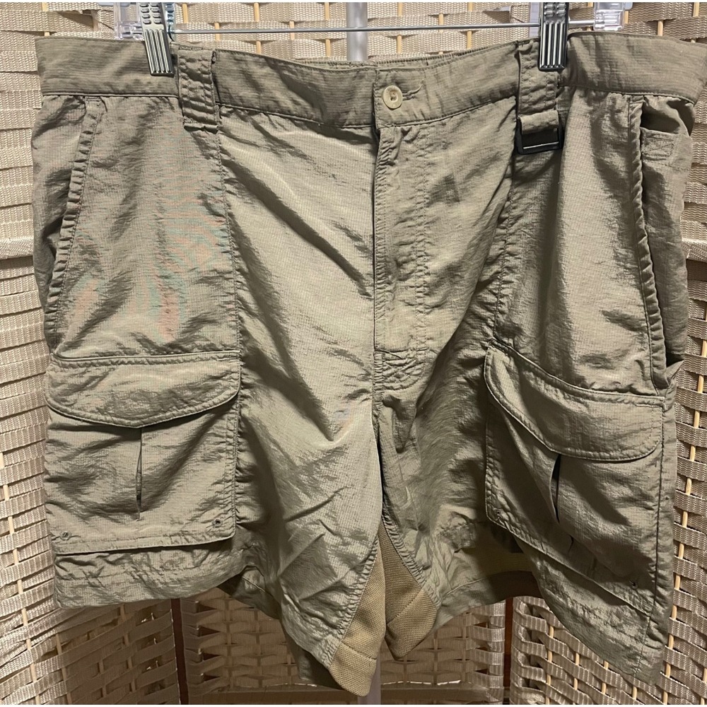 Columbia PFG Mens Sage Green Cargo Fishing Shorts Nylon Ripstop Size L